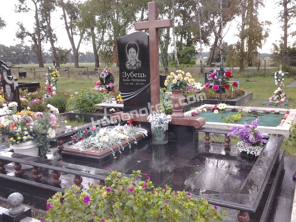 Пам’ятник VIP-9588