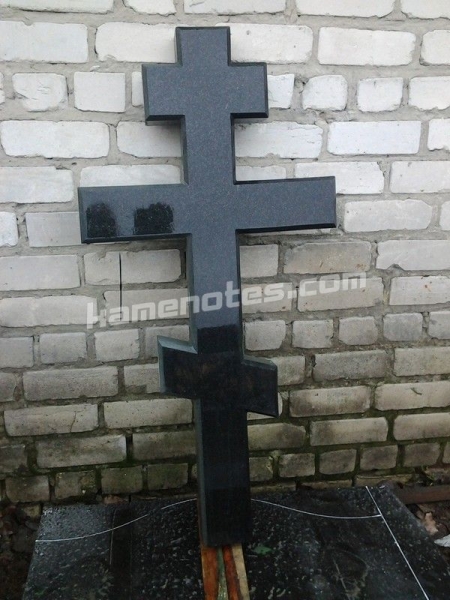 Гранітний хрест KR-009