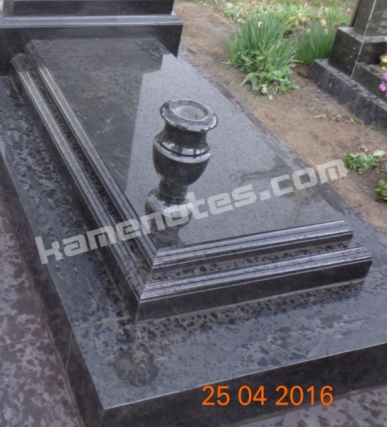 Надгробна плита ND-019