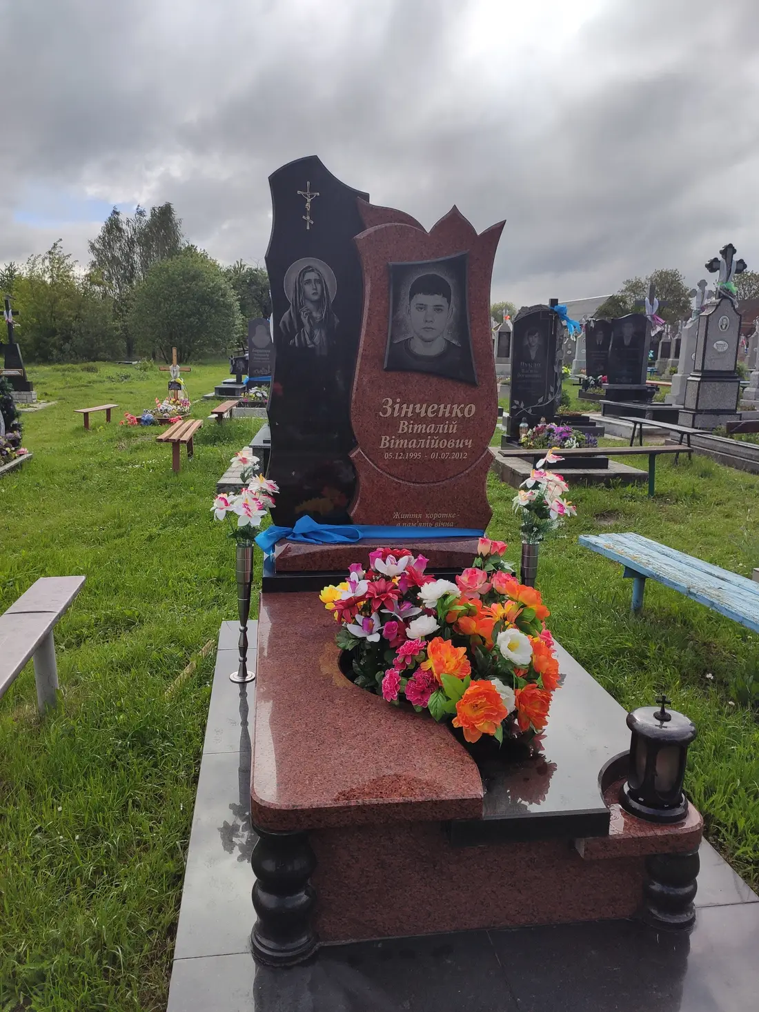 Пам'ятник KM-5374