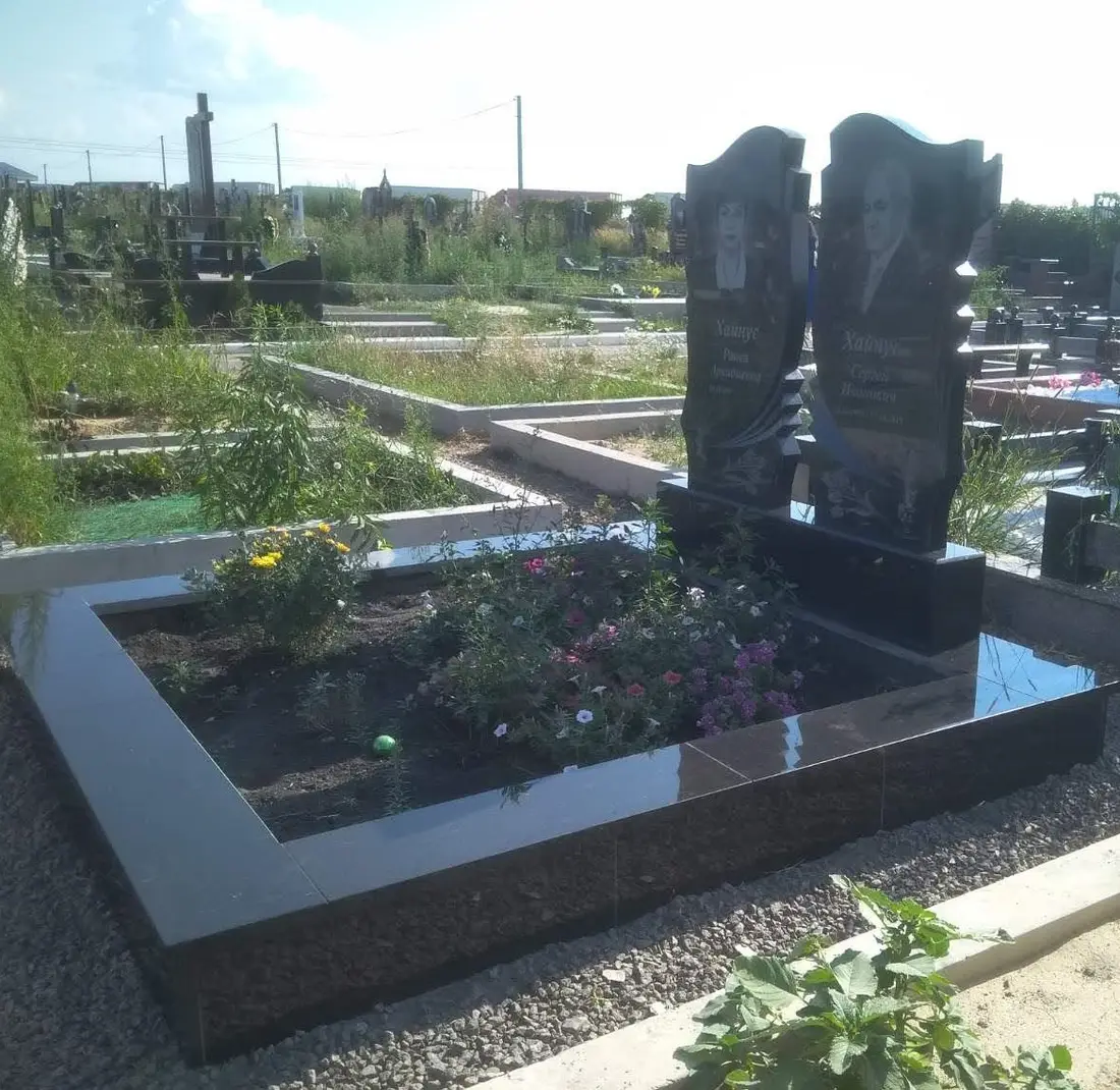 Пам’ятник KM-5832