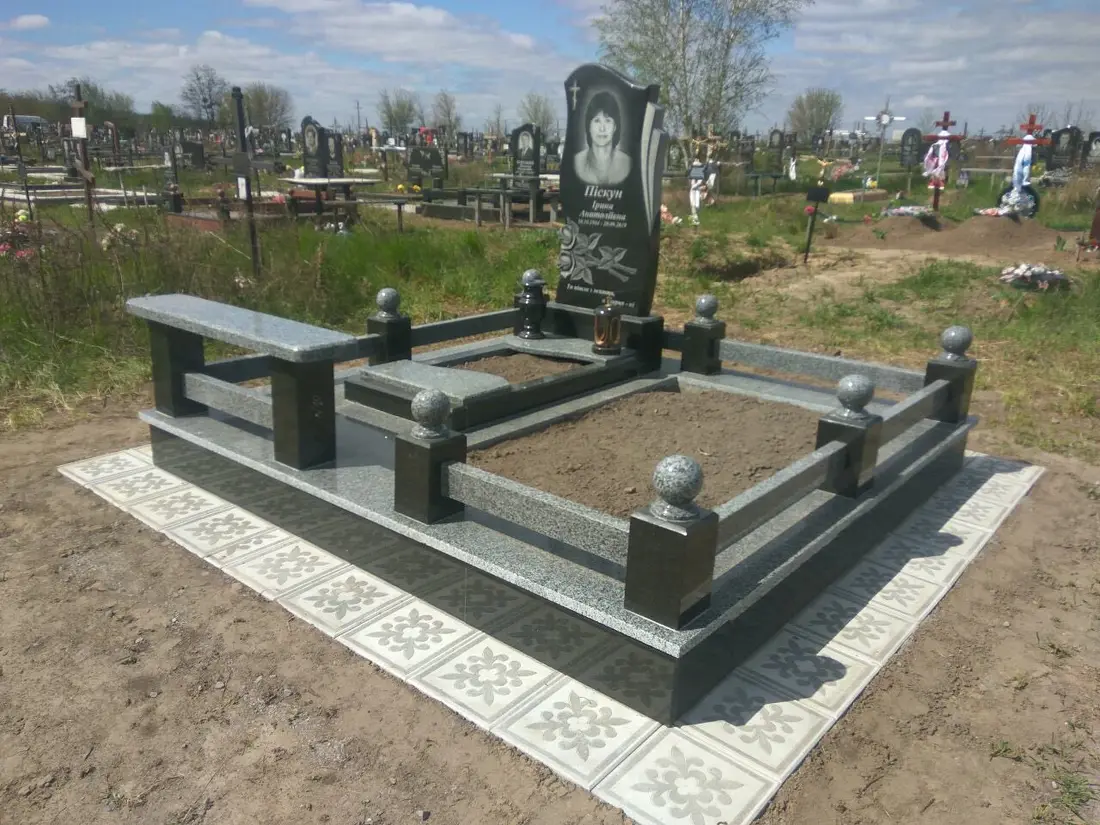 Пам’ятник KM-5850