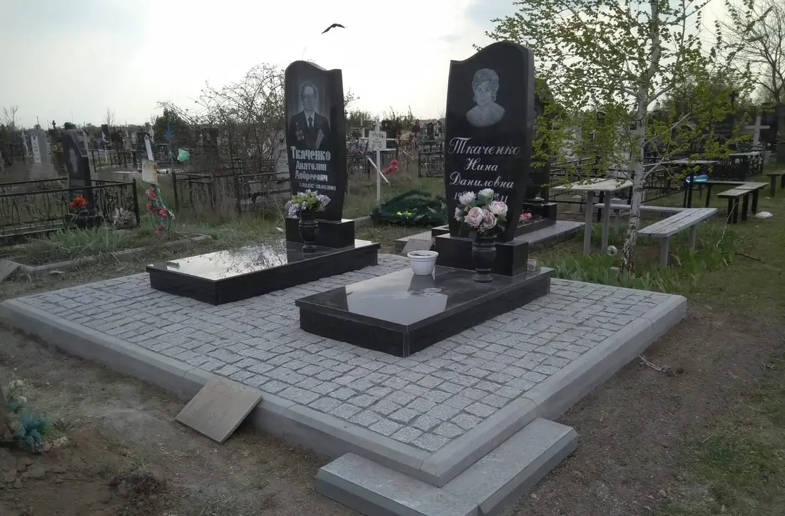 Пам’ятник KM-5854
