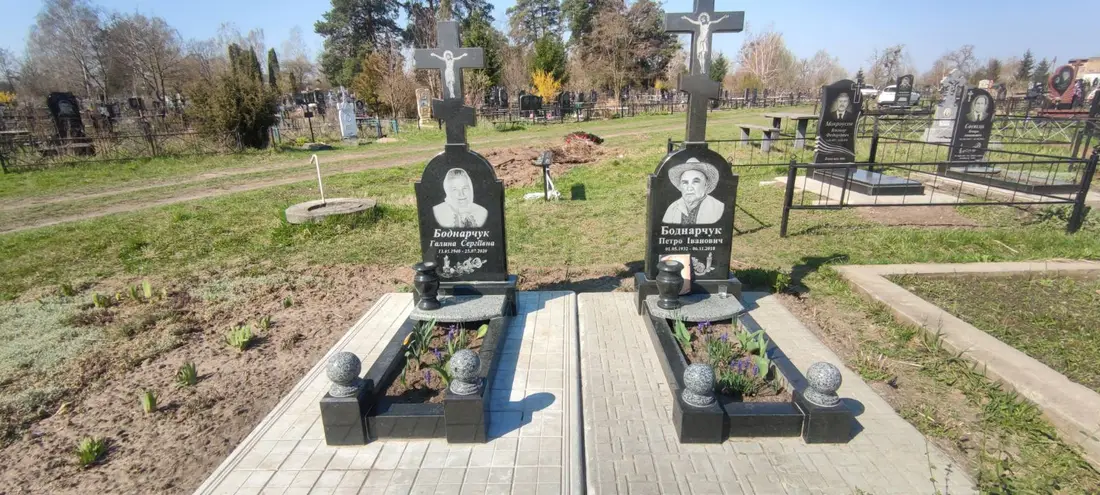 Пам’ятник KM-5871