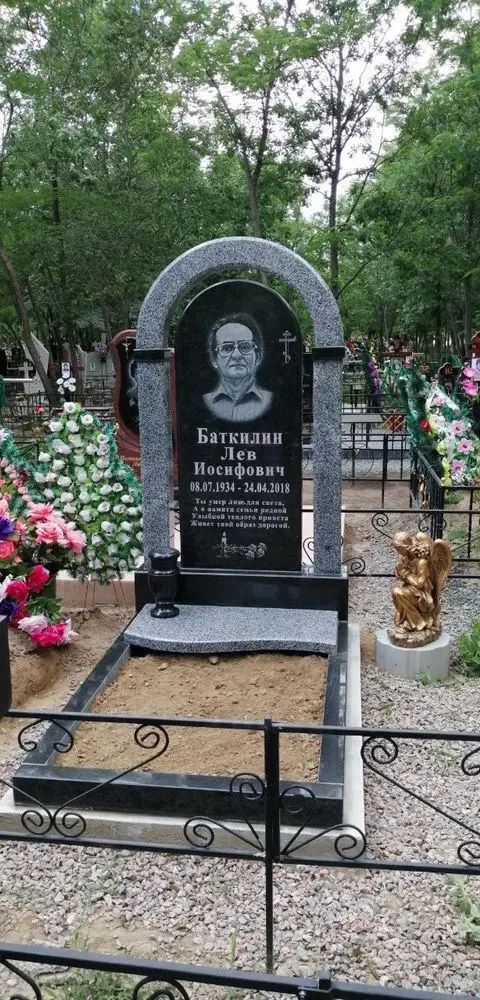 Пам’ятник KM-6002
