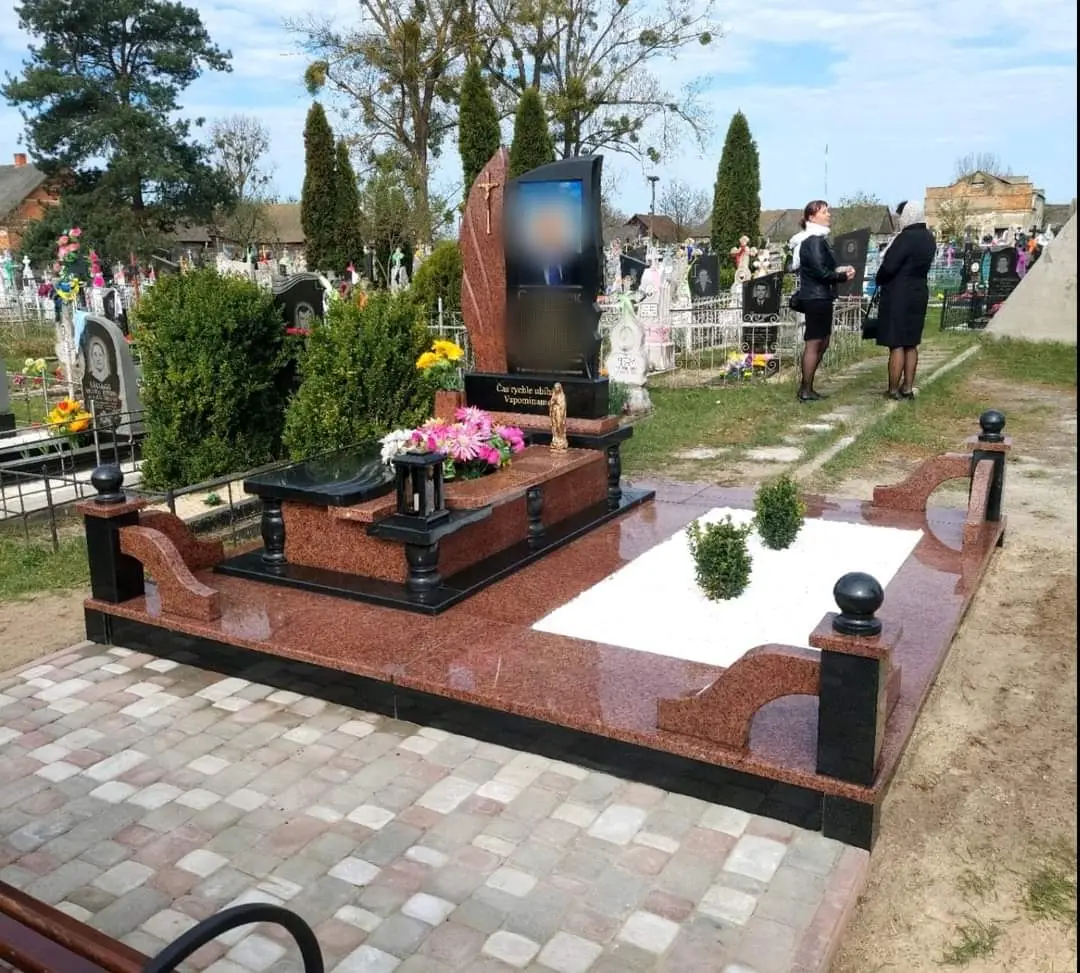 Військовий пам’ятник VSK-82