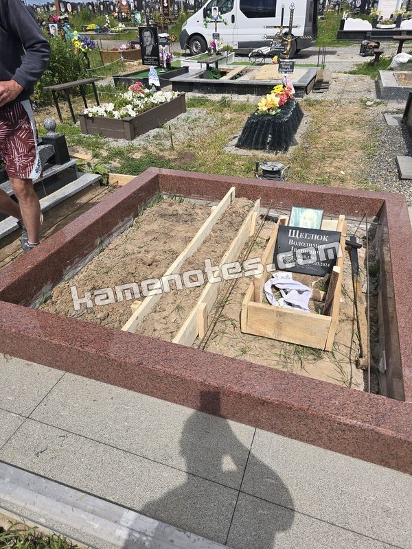 Підготовка місця для пам’ятника