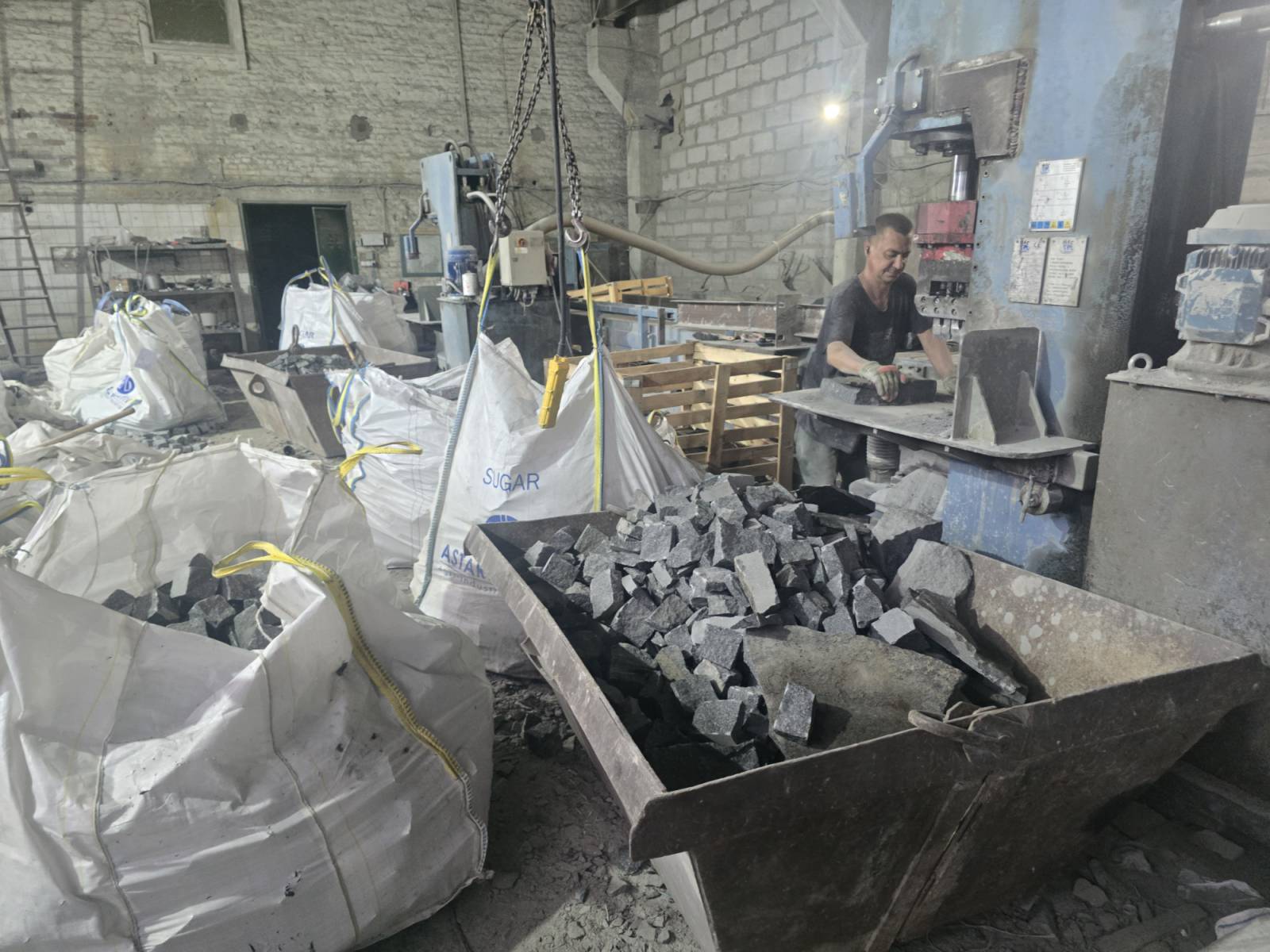 Виробництво гранітної бруківки